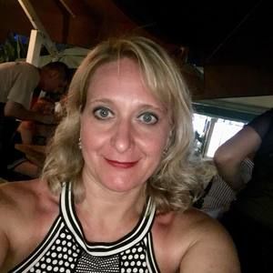 Meet your Posher, Andriana